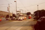 Wien Straßenbahnlinie 9 mit Gelenkwagen 4609 in der Kreuzung Neubaugürtel/Mariahilfer Straße (1982)