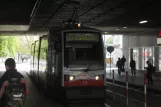 Wien Straßenbahnlinie O mit Niederflurgelenkwagen 11 am Praterstern (2008)