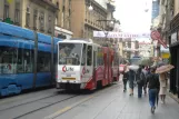 Zagreb Straßenbahnlinie 17 mit Gelenkwagen 340 auf Ilica ulica (2008)