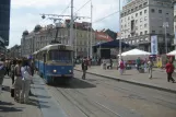 Zagreb Straßenbahnlinie 6 mit Triebwagen 448 auf Trg bana Josipa Jelačića (2008)
