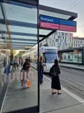 Zürich Straßenbahnlinie 10 am Glattpark (2023)