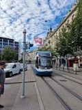 Zürich Straßenbahnlinie 6 mit Niederflurgelenkwagen 3005 auf Bahnhofstr. / HB (2023)