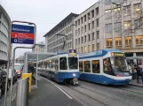 Zürich Straßenbahnlinie 9 mit Gelenkwagen 2024 am Sihlstrasse (2020)