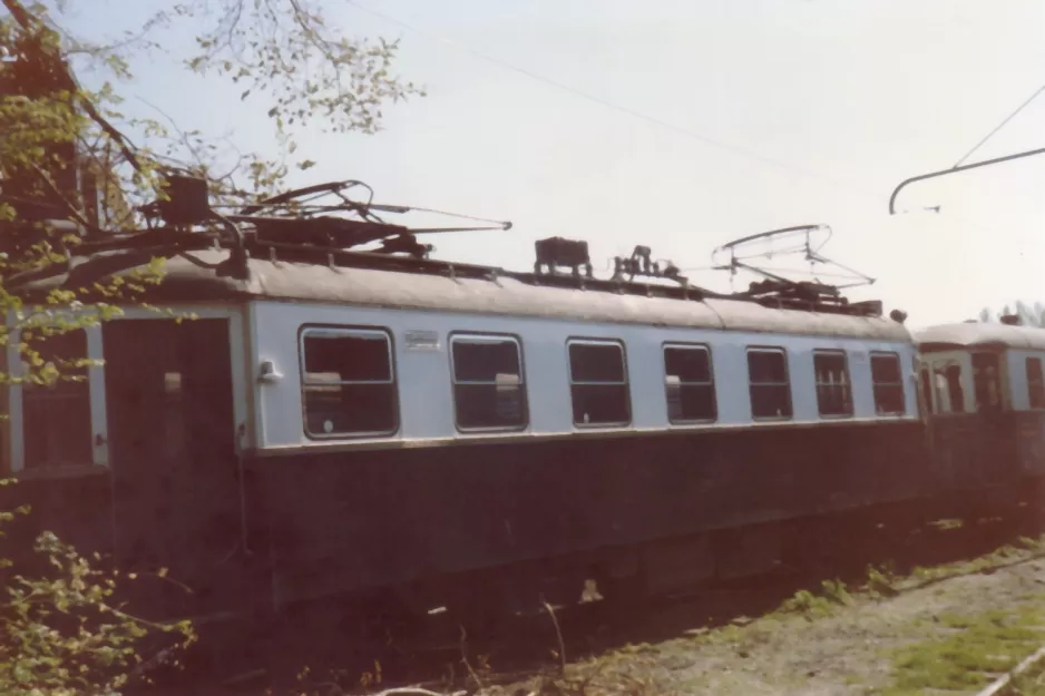 Amsterdam Triebwagen 33 nahe bei Haarlemmermeerstation (1989)