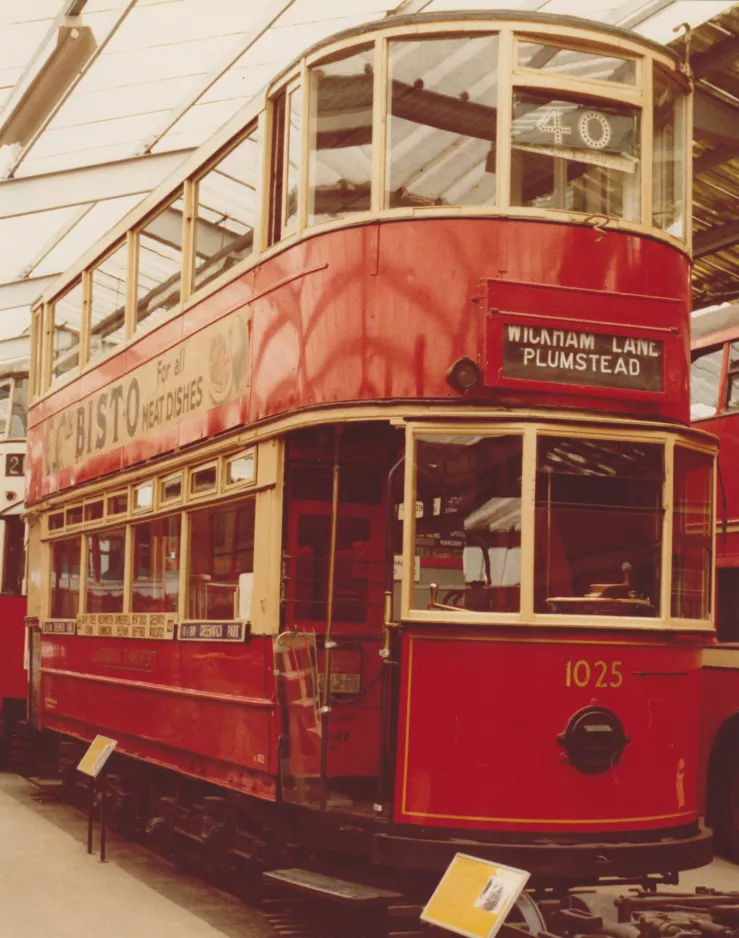 Archivfoto: London Doppelstocktriebwagen 1025 im Syon Park (1978)