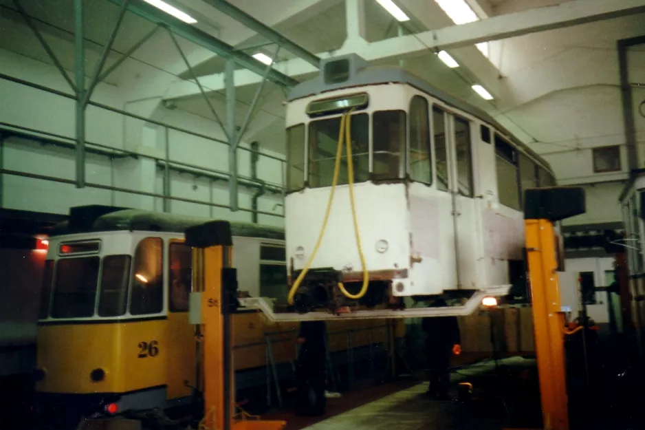 Bad Schandau Beiwagen 26 innen Depot Kirnitzschtalbahn (1996)