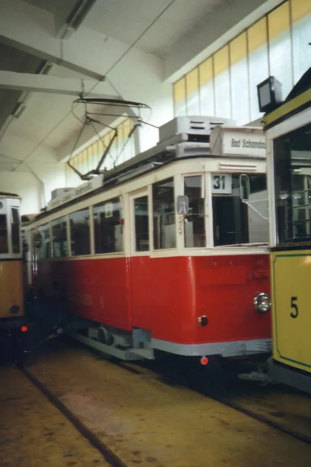 Bad Schandau Museumswagen 9 innen Depot Kirnitzschtalbahn (1996)