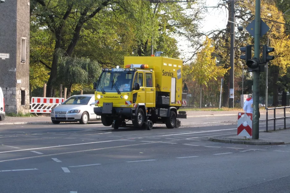 Berlin Arbeitswagen B EV 1738 nahe bei Bahnhofstr. / Lindenstr. (2012)