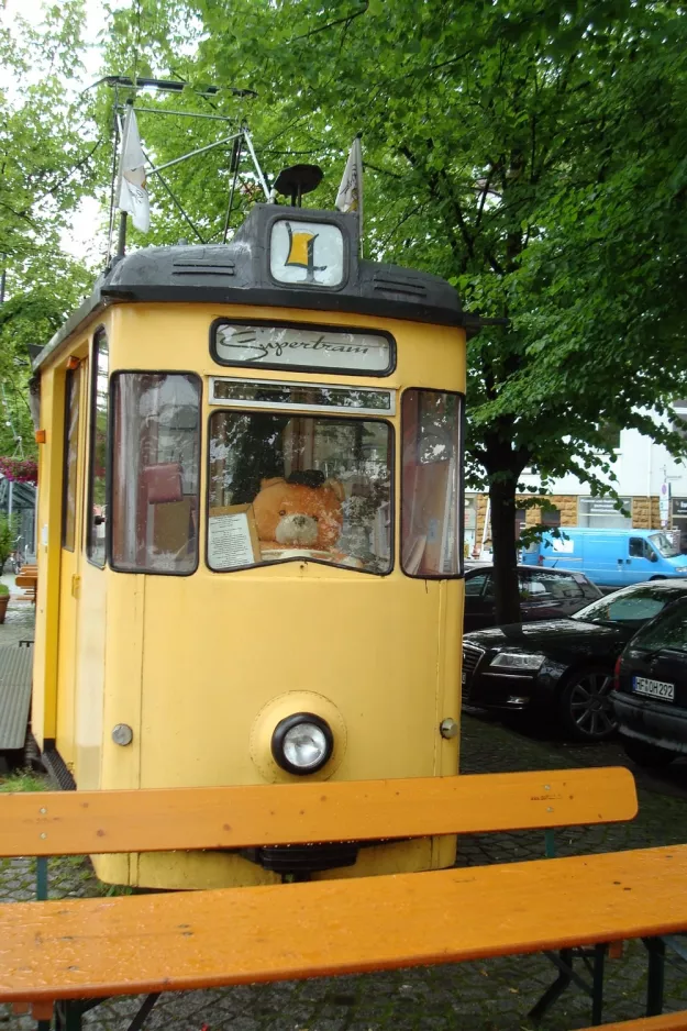 Bielefeld Triebwagen, die Vorderseite Siegfriedplatz (2012)