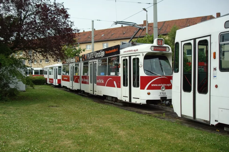 Braunschweig Gelenkwagen 7755 am Helmstedter Str. (2008)