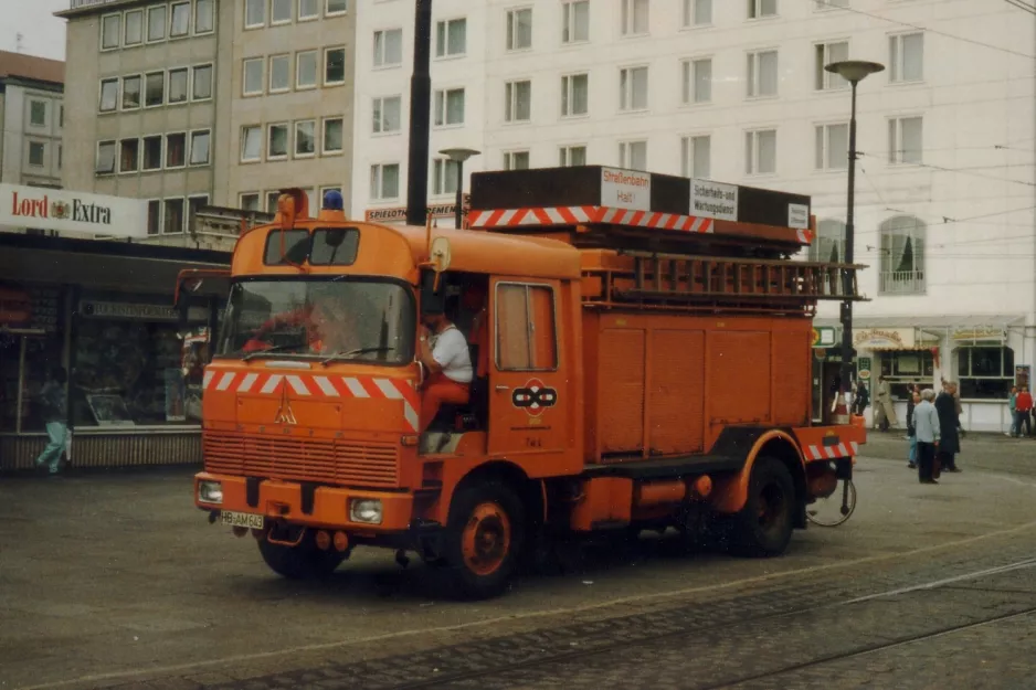 Bremen Autoturmwagen Tw 4 vor Hauptbahnhof (1989)