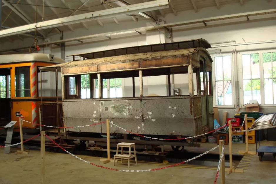 Bremen Pferdestraßenbahnwagen 23 innen Das Depot (2011)