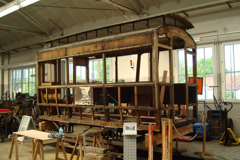 Bremen Pferdestraßenbahnwagen 23 innen Das Depot (2015)