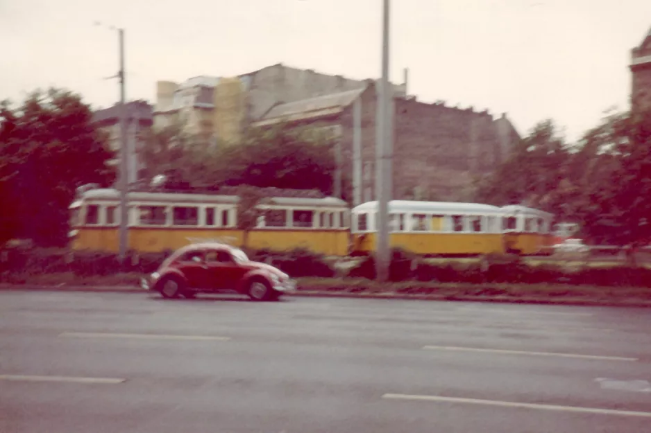 Budapest Straßenbahnlinie 44  am Keleti pu (1983)