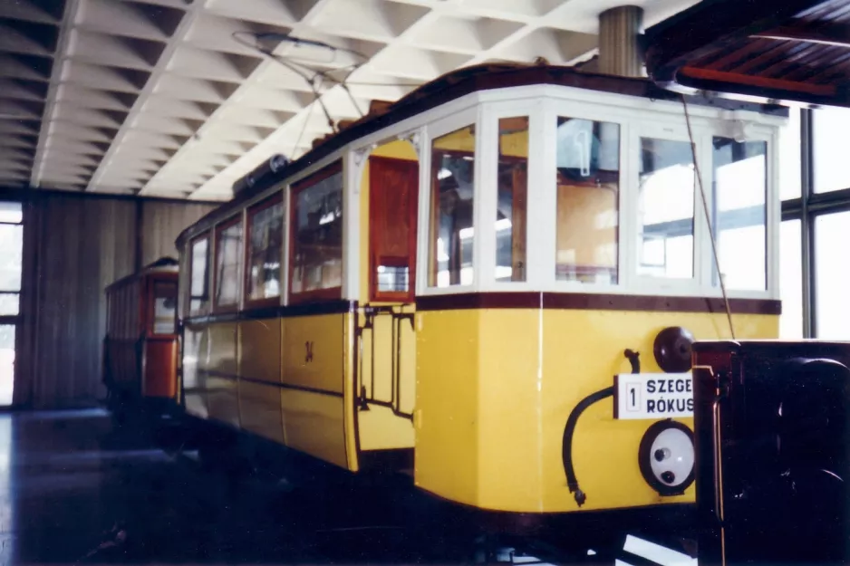 Budapest Triebwagen 34 auf Közlekedési Múzeum (1994)