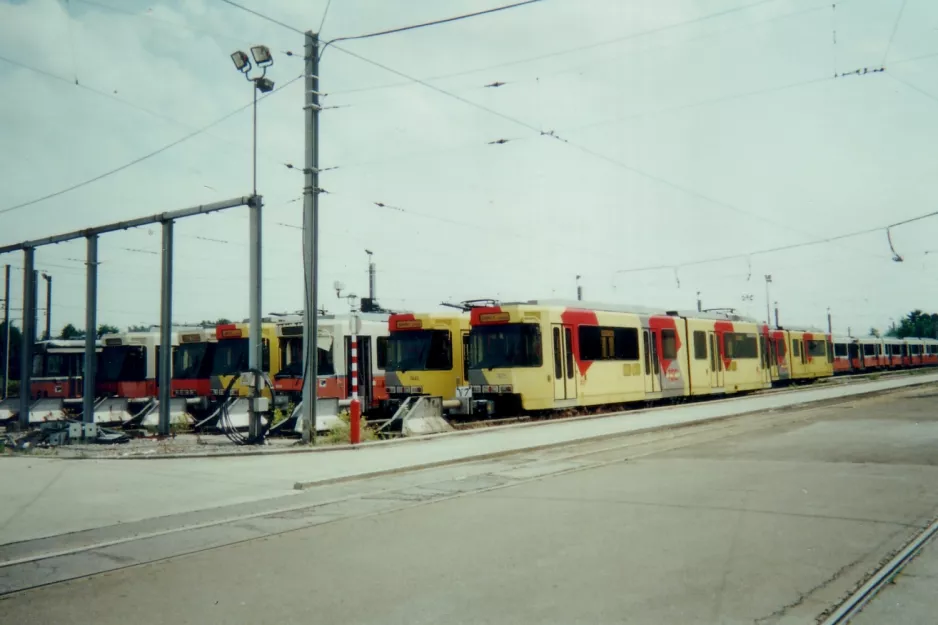 Charleroi Gelenkwagen 7446 am Jumet (2000)