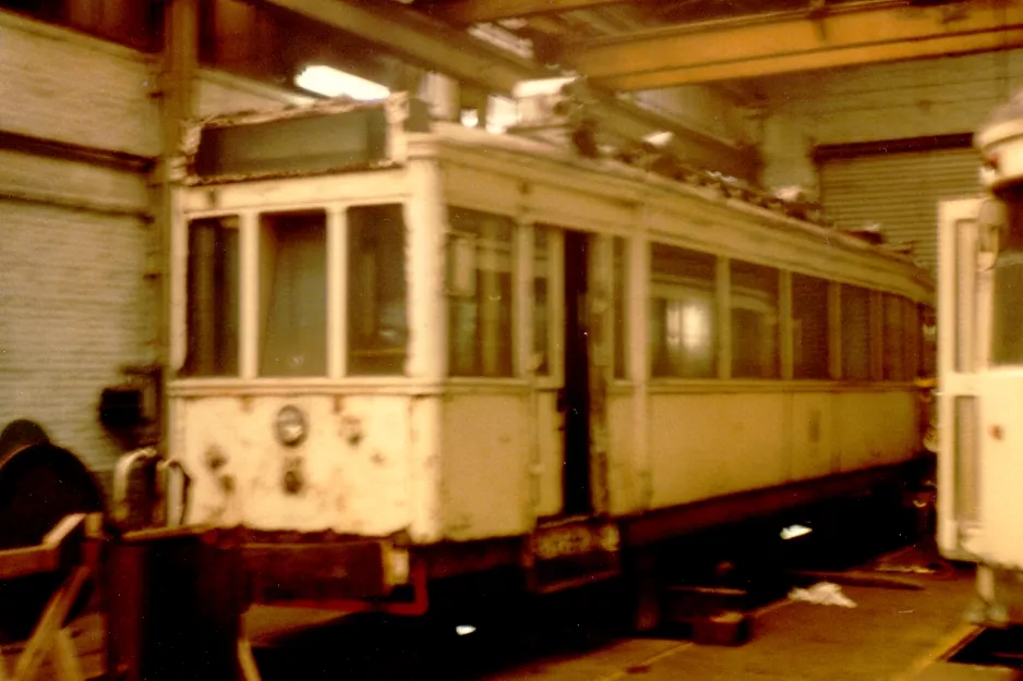 Charleroi Triebwagen im Depot Jumet (1981)