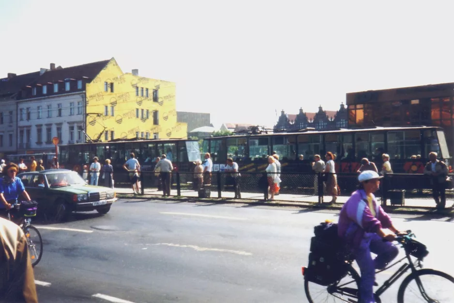 Danzig Straßenbahnlinie 8  am Brama Wyżynna (1992)