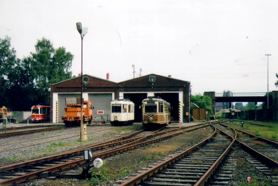 Dortmund vor dem Museum Bahnhof Mooskamp (Nahverkehrsmuseum Dortmund) (2007)