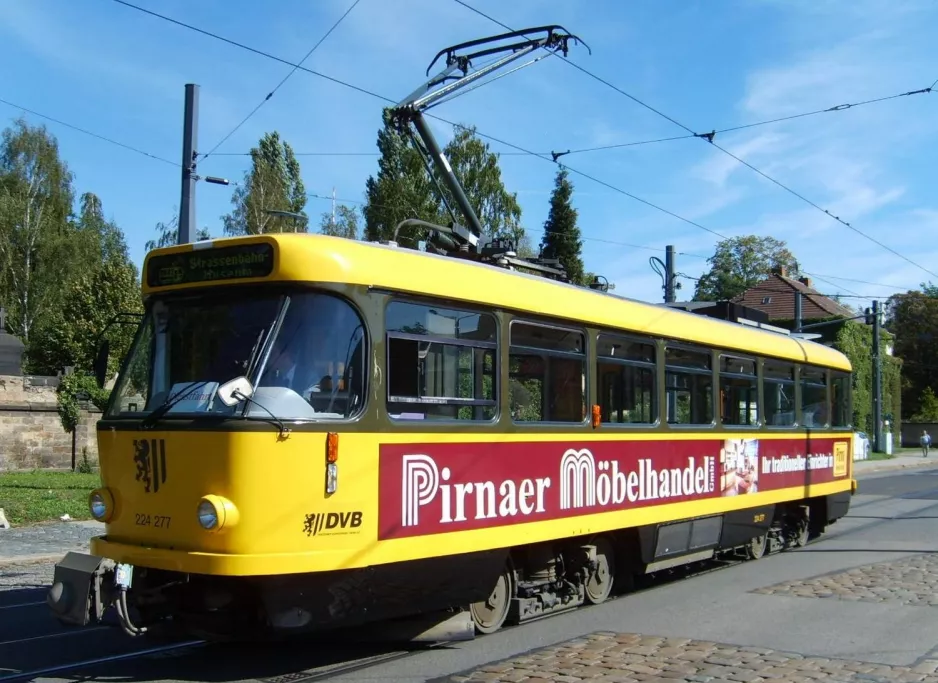 Dresden Museumslinie 16 mit Triebwagen 224 277 am Depot Tolkewitz (2007)
