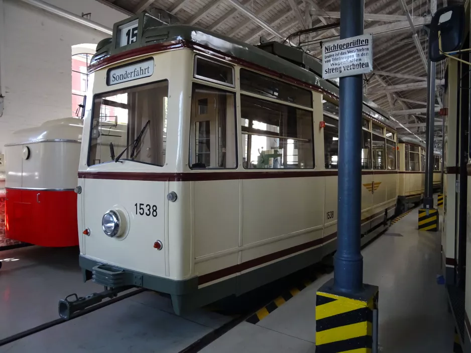Dresden Triebwagen 1538 im Straßenbahnmuseum (2019)