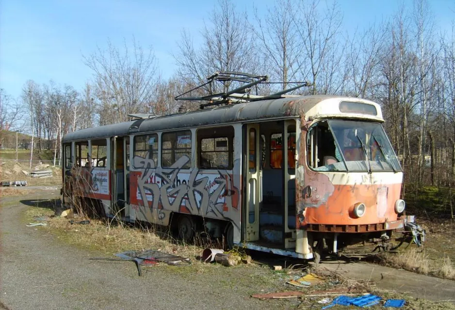 Dresden Triebwagen 222-451-5 am Gleisschleife Diebsteig (2007)