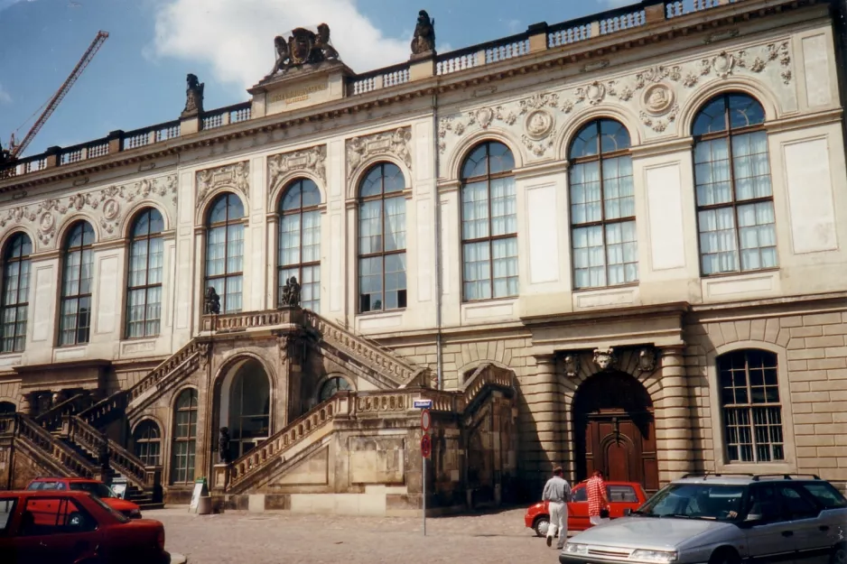 Dresden vor Verkehrsmuseum (1996)