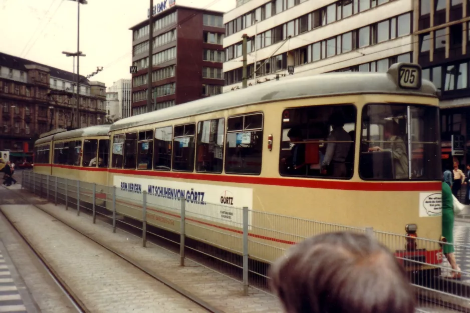 Düsseldorf Straßenbahnlinie 705 am Hauptbahnhof (1981)