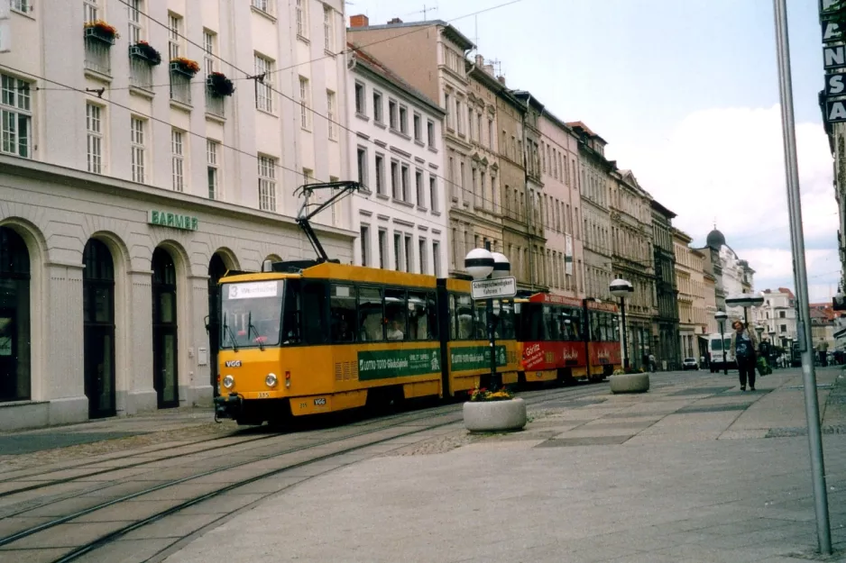 Görlitz Straßenbahnlinie 2 mit Gelenkwagen 315 auf Berliner Straße (2004)
