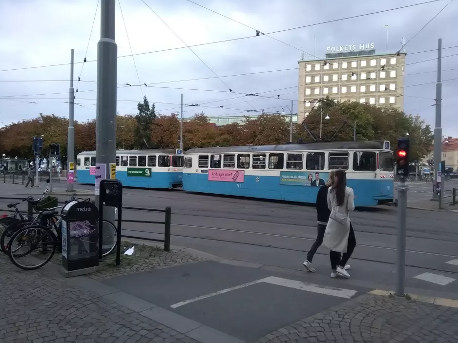 Göteborg Straßenbahnlinie 3 mit Triebwagen 848 "Kal" auf Järntorget (2018)