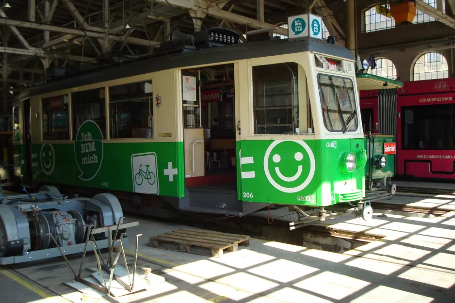 Graz Triebwagen 206 am Steyrergasse (2012)