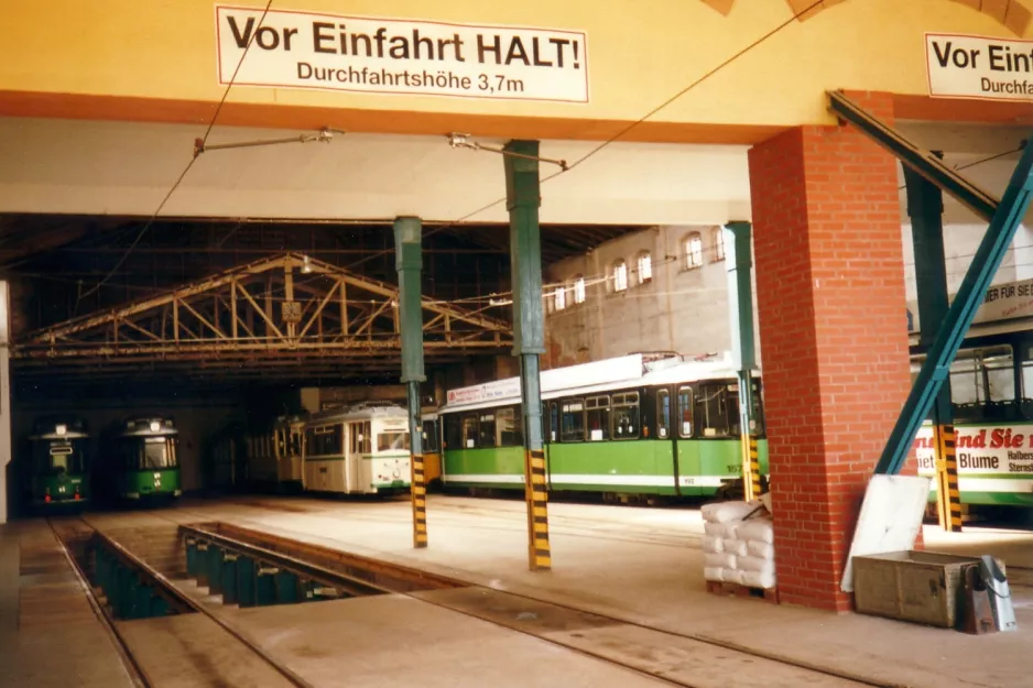 Halberstadt Museumswagen 36 im Depot Friedhof (2001)