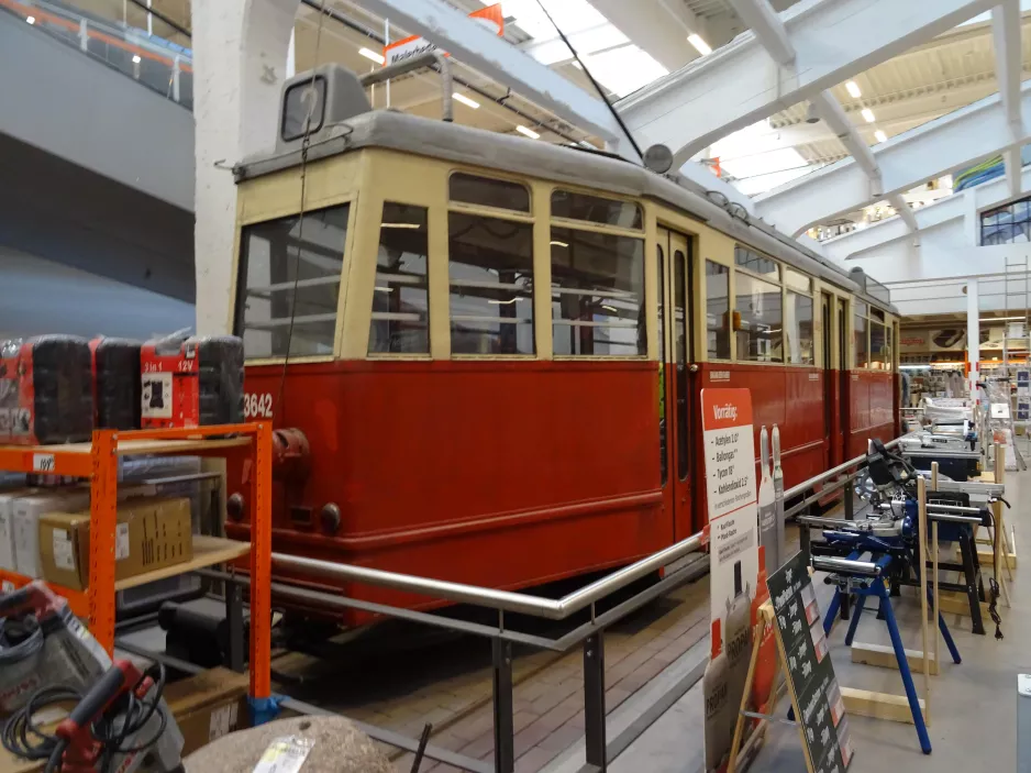 Hamburg Triebwagen 3642 am Straßenbahnmuseum v6e 3642 (2022)