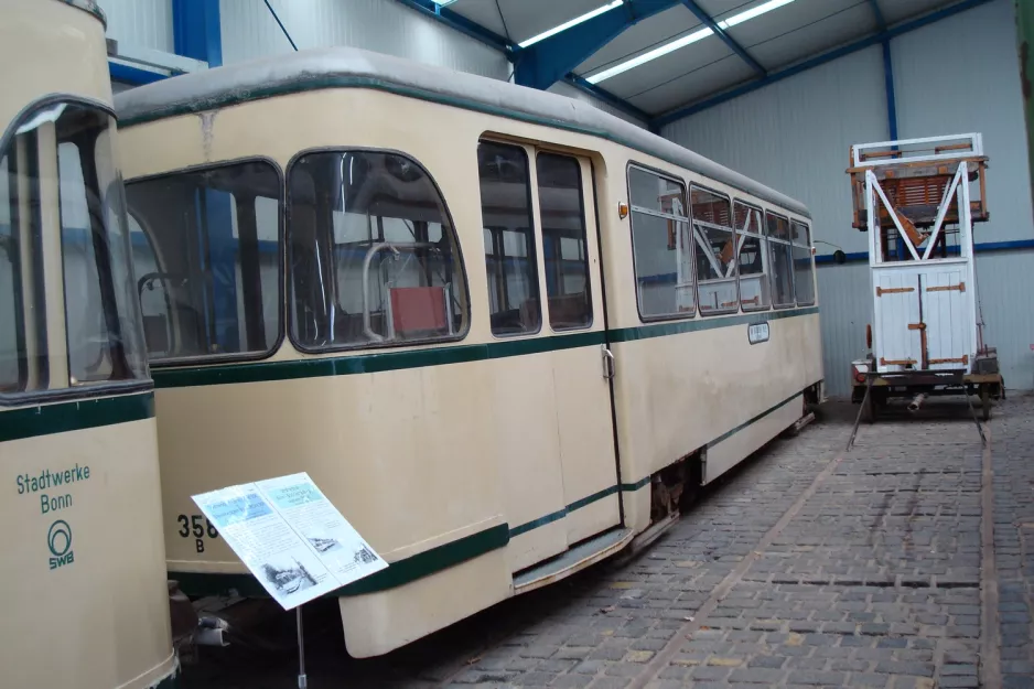 Hannover Beiwagen 358 im Straßenbahn-Museum (2012)