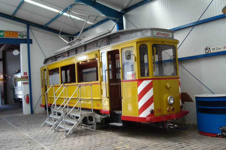 Hannover Fahrschulwagen 350 auf Straßenbahn-Museum (2014)