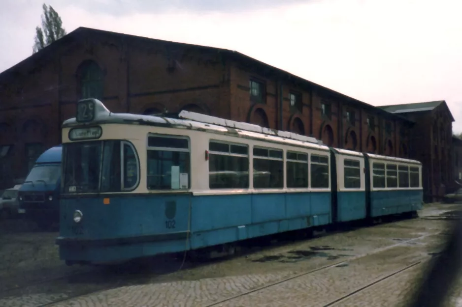 Hannover Gelenkwagen 102 vor Straßenbahn-Museum (1986)