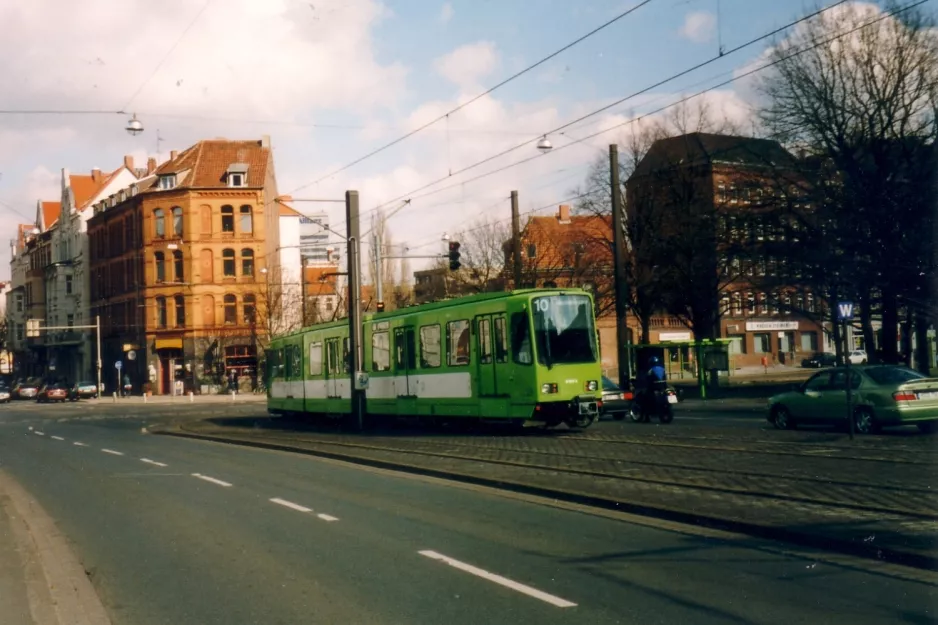 Hannover Straßenbahnlinie 10  auf Glocksee (2004)