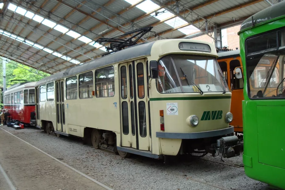 Hannover Triebwagen 1008 innen Straßenbahn-Museum (2010)