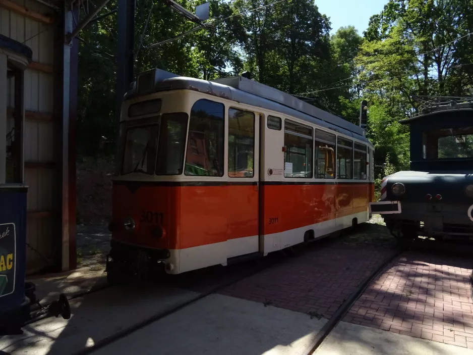 Hannover Triebwagen 3011 innen Straßenbahn-Museum (2022)