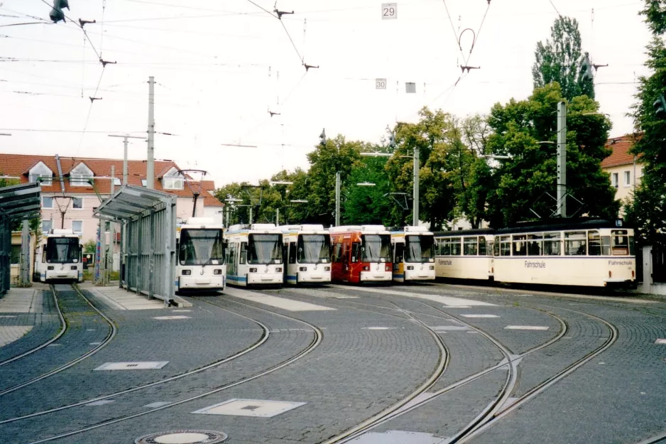 Jena Fahrschulwagen 145 auf der Seitenbahn bei Dornburger Straße (2003)