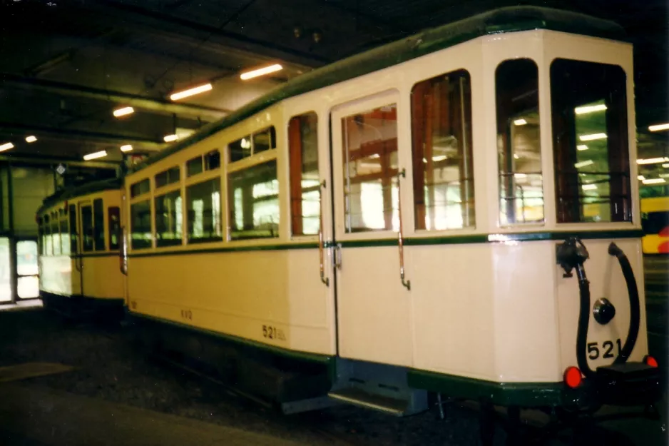 Kassel Beiwagen 521 innen Betriebshof Wilhelmshöher Allee (2002)