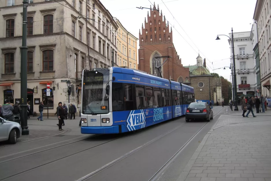 Krakau Straßenbahnlinie 3 mit Niederflurgelenkwagen 2011 am Plac Wszystkich Świętych (2011)