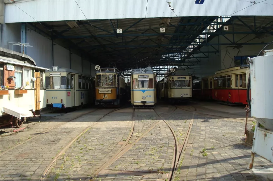 Leipzig Beiwagen 830 auf Georg-Schumann-Straße 244 (2008)