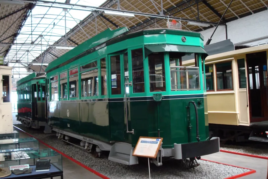 Lüttich Beiwagen 114 im Musée des transports en commun du Pays de Liège (2010)
