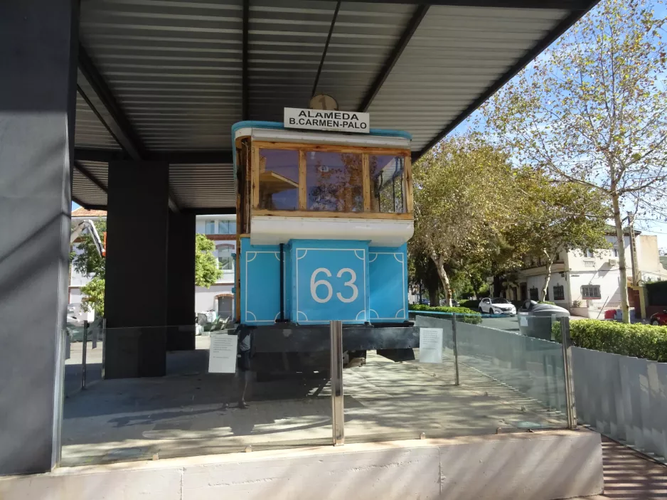 Málaga Triebwagen 63 vor Av. Juan Sebastián Elcano, 133 (2023)