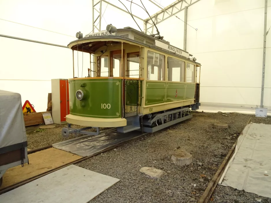 Malmö Triebwagen 100 innen Teknikens och Sjöfartens Hus (2022)