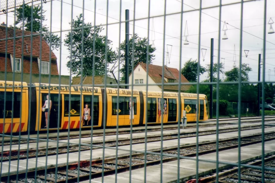 Mülhausen Niederflurgelenkwagen 2016 am Depot Impasse de la Mertzau (2007)