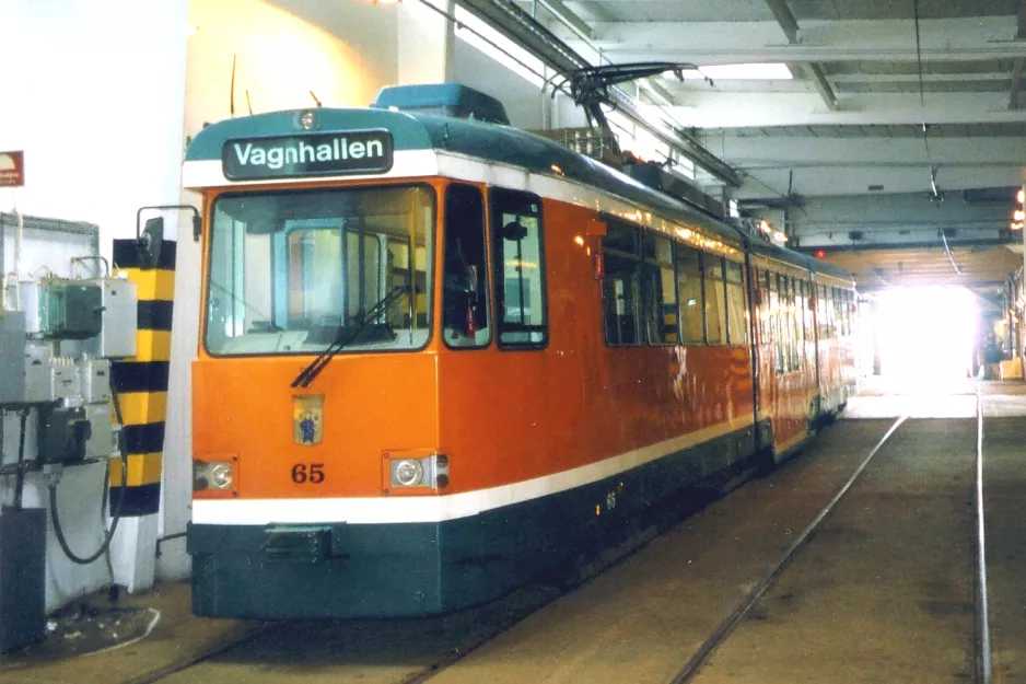 Norrköping Gelenkwagen 65 "Kassel" im Depot Stohagsgatan (2005)