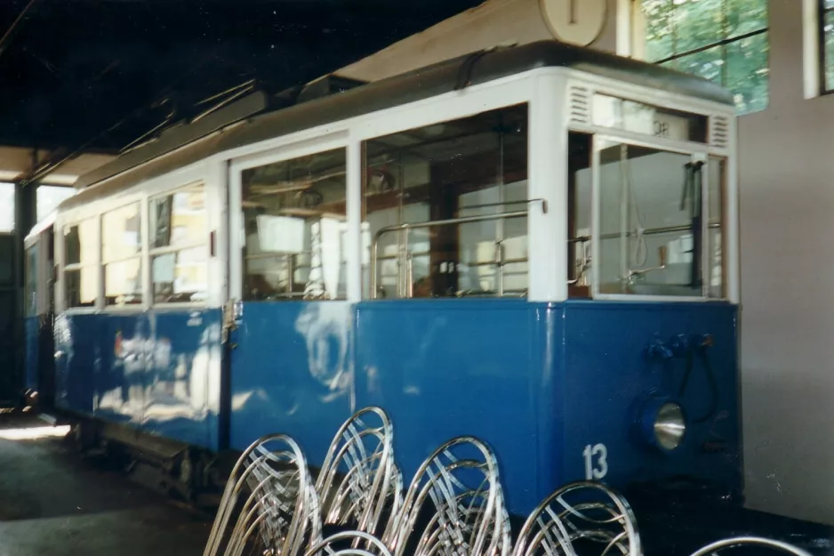 Nürnberg Triebwagen 13 im Historische Straßenbahndepot St. Peter (1998)