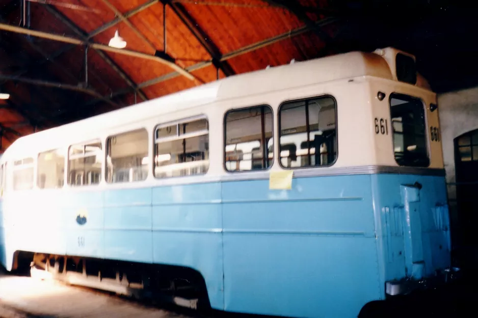 Oslo Beiwagen 661 innen Sagene Remise (1995)